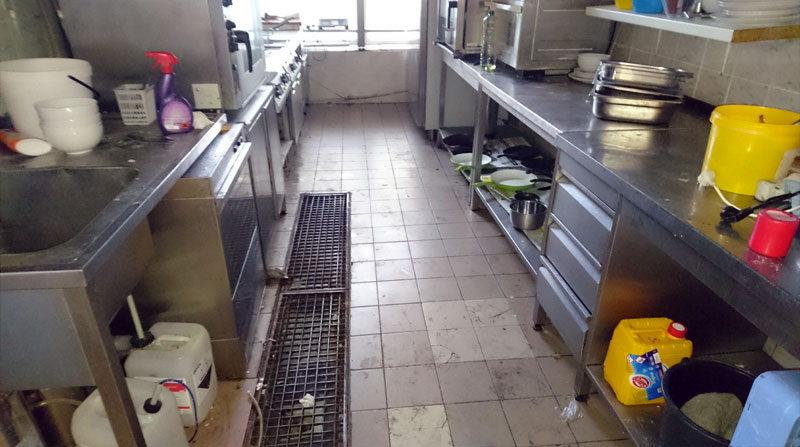 Kuchyňa pred čistením